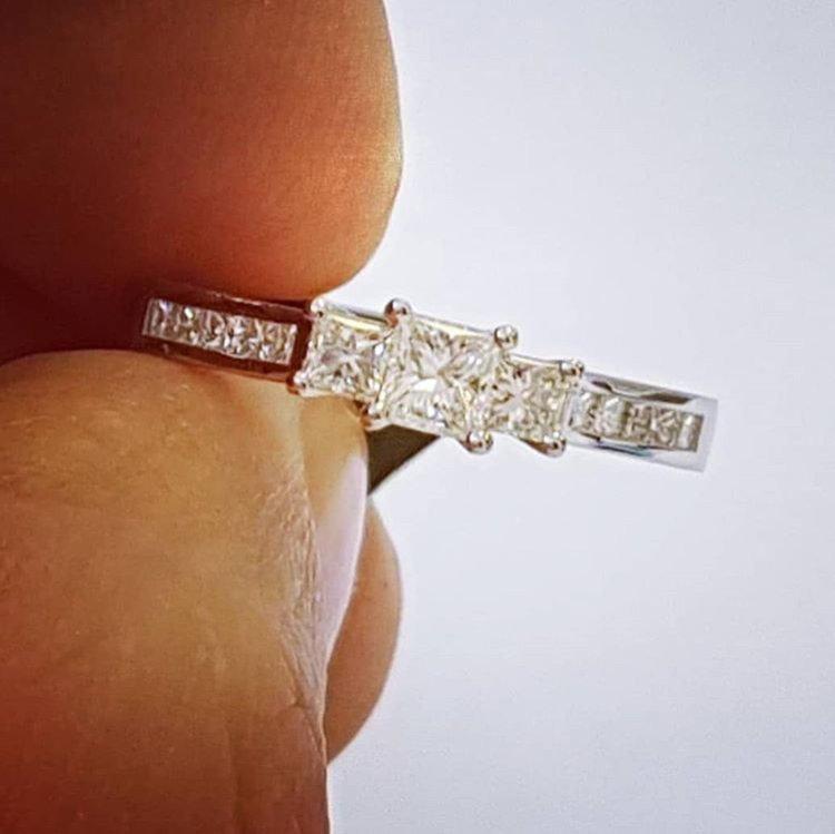 True Love Jewelry diamond engagement ring Three stone ring Princess Diamond engagement ring