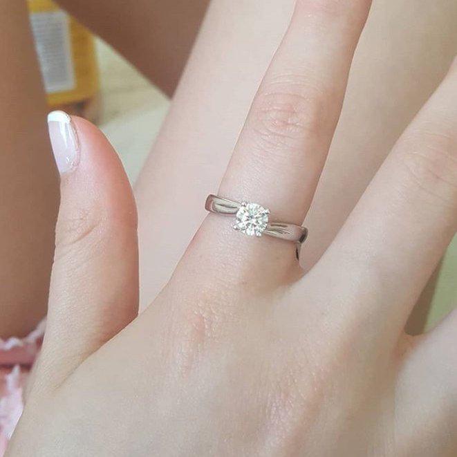 diamond solitaire ring - Engagement Rings