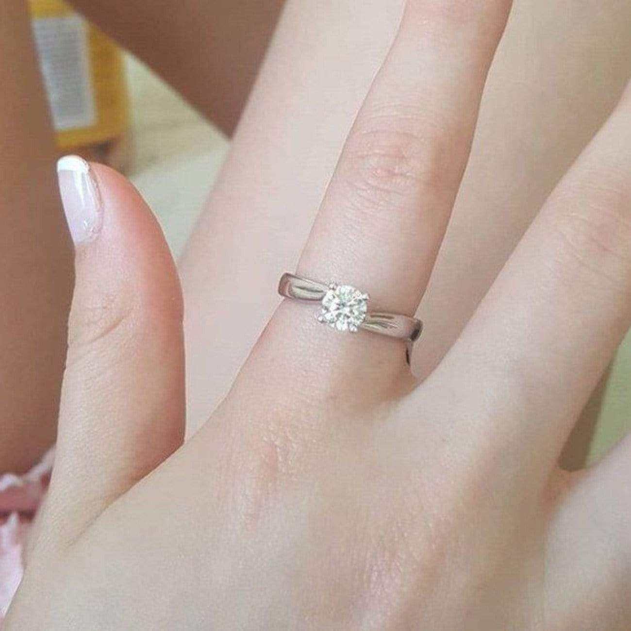 diamond solitaire ring
